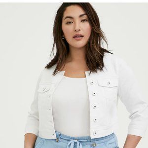 CROP COLLARLESS DENIM JACKET - WHITE
